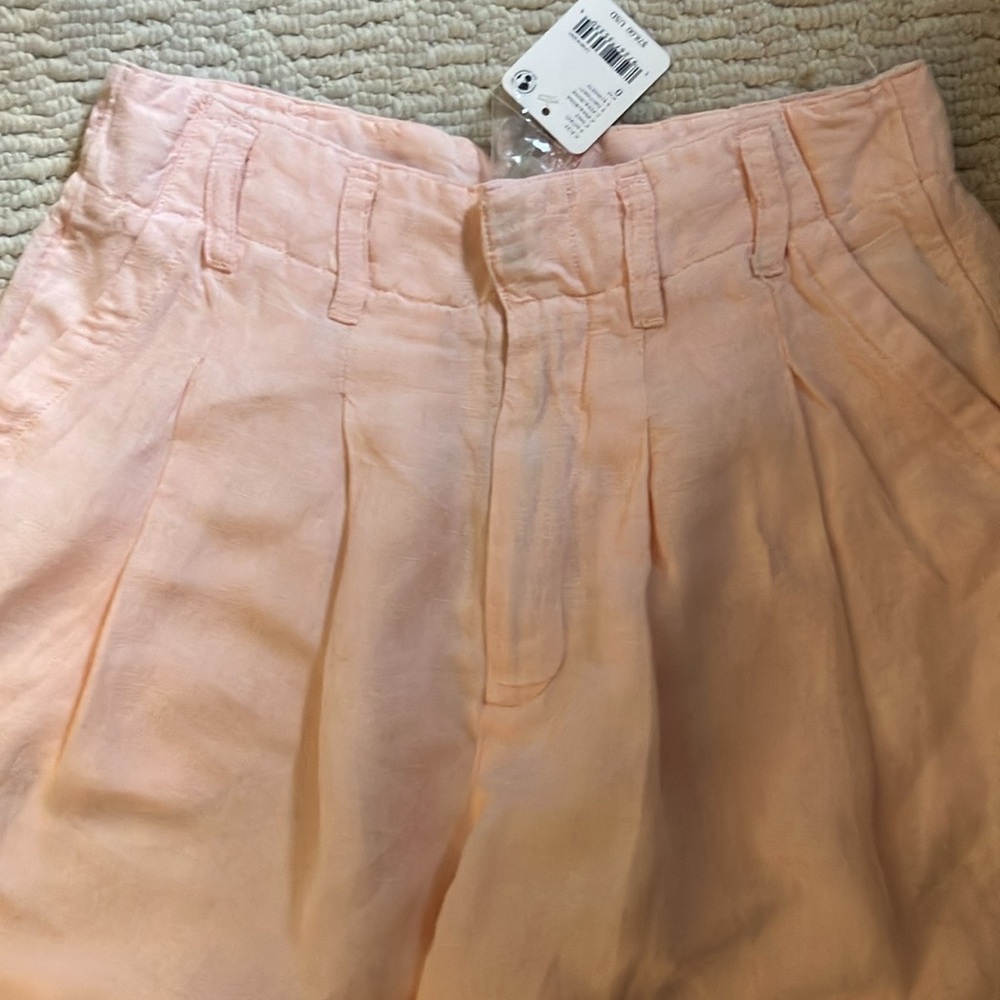 Free People Calla pleated high waist linen blend 4” shorts NWT 0 - Picture 3 of 13